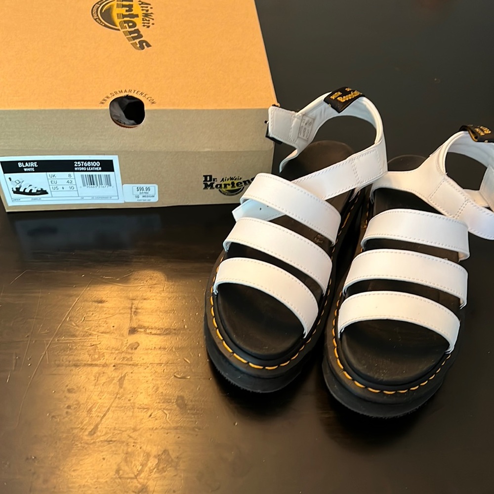 Dr. Martens Air Wave Blair sandals size 10